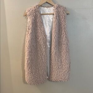 Women's Faux Fur Vest in Light Pink
